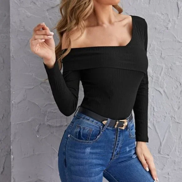 Contemporaray  Asymmetrical Neck Foldover Ribbed T - Picture 3 of 8